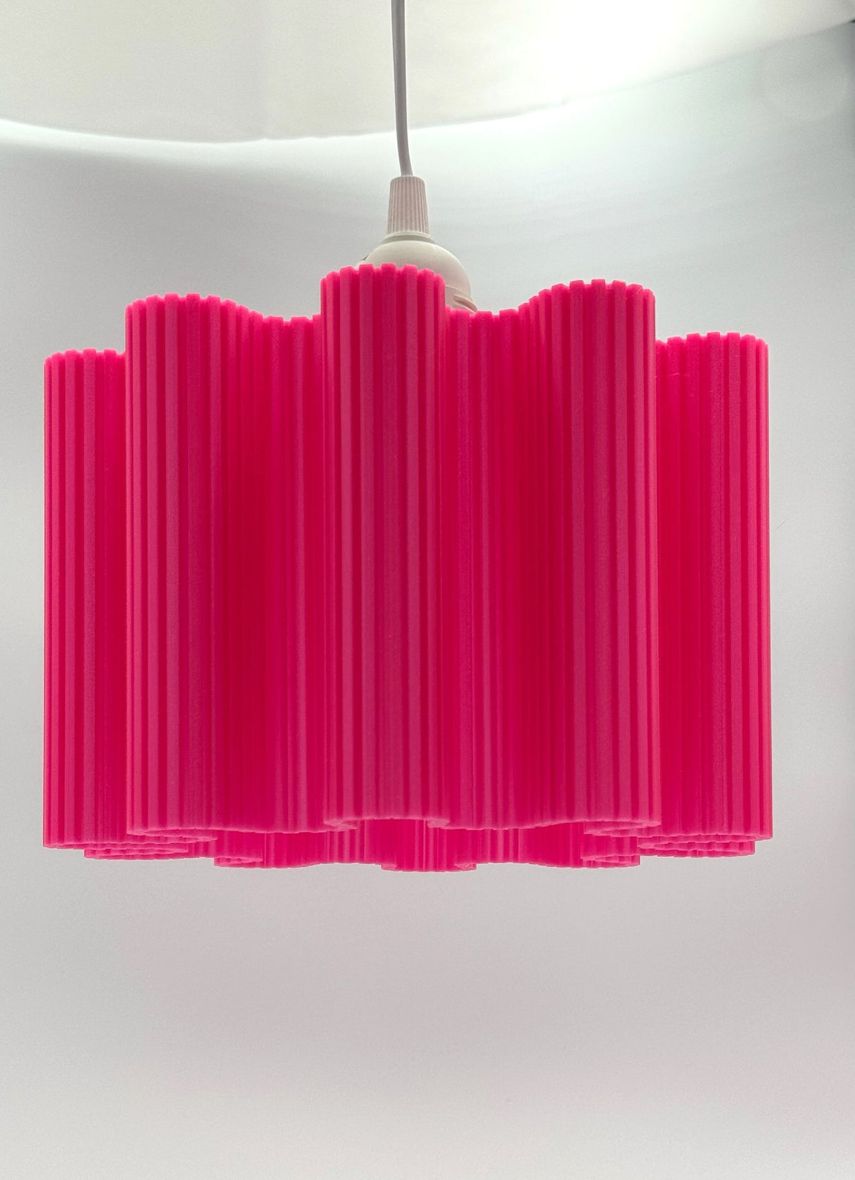 Red Wave pendant lamp hanging, side view