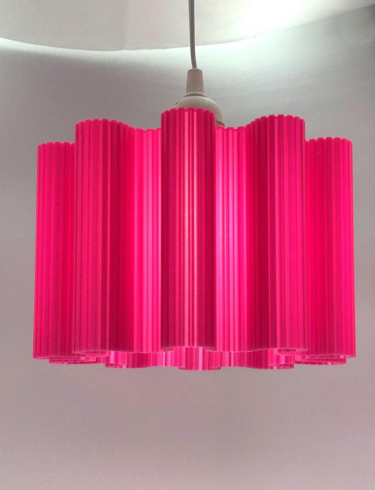 Red Wave 3D printed pendant lamp with vivid red-pink fluted shade